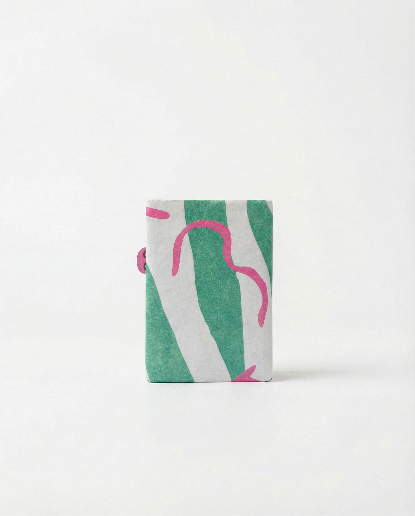 trippy miniwallet, back folded view